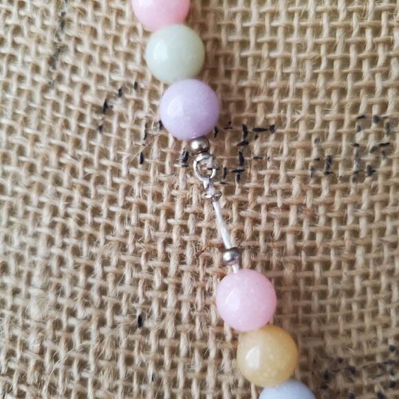 Pastel Easter Beaded Themed Necklace  Beautiful Summer Colors - Picture 6 of 8